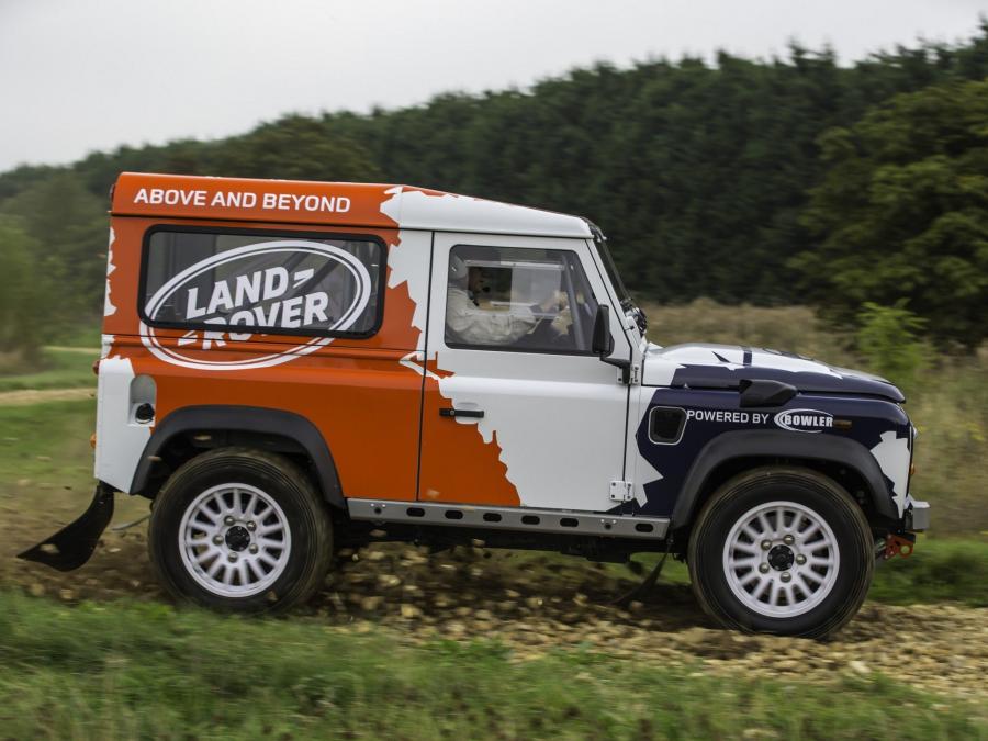  Land Rover Defender 90 Challenge Car 2014 года  (фото 21 из 35)